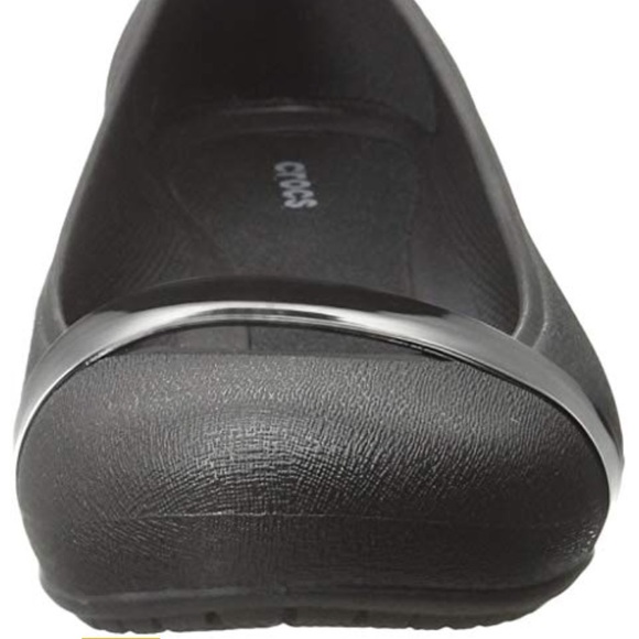 ⭐️ HOST PICK ⭐️ Crocs Brynn wedge, size 8 - Picture 4 of 8